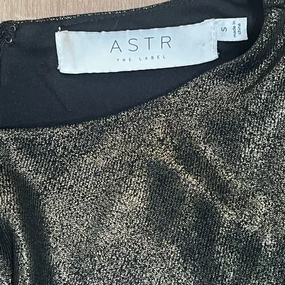 ASTR Gunmetal Gold Foil Ruched Mini Dress Women’s Small Like New - Picture 4 of 10